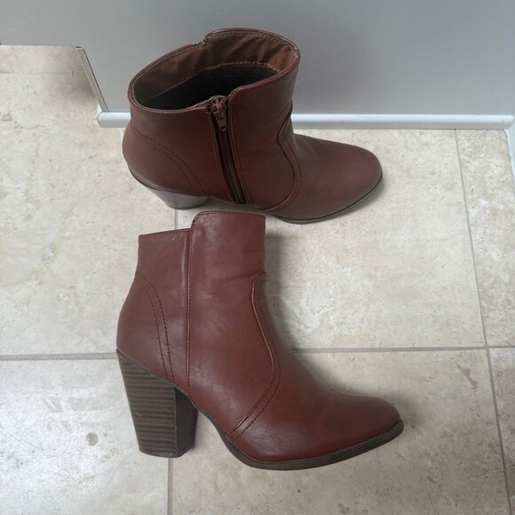 Dream Pairs Western Block Heel Zipper Closure Ankle Bootie, Sz 9, Brown - Picture 6 of 12